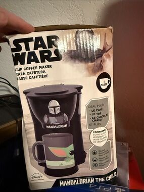 Star Wars The Mandalorian Black 1-Cup Coffee Maker